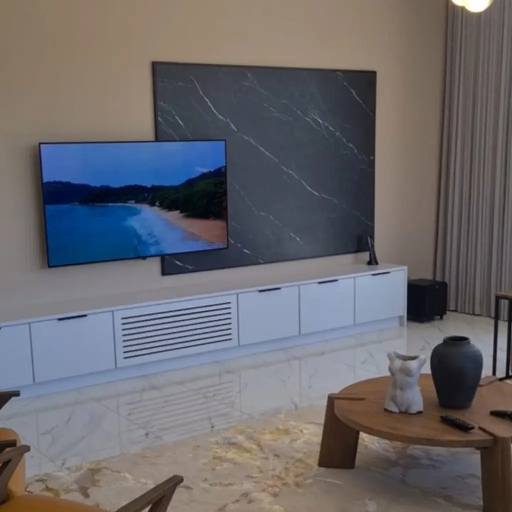 Hilltop Estate whole house tv - dstv - multiroom audio - wifi access points